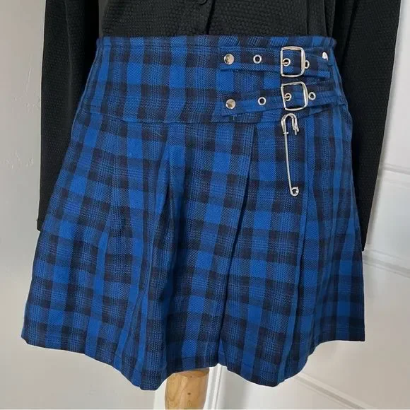 NWT vintage Lip Service blue plaid miniskirt with buckles and safety pin sz S - Picture 8 of 13